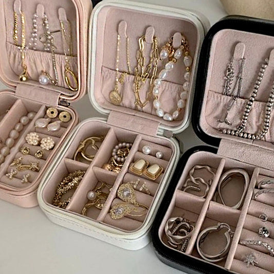 Ladies travel storage jewelry zip up boxes